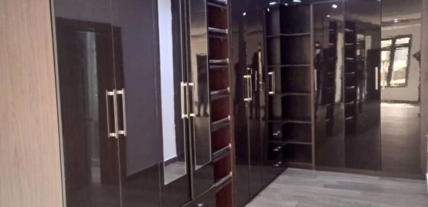 A Fully Detached House Inside Banana Island Estate Is Available For Rent A Fully Detached House Inside Banana Island Estate Is Available For Rent