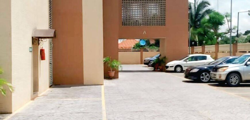 Spacious and Well-Maintained 3-Bedroom Flat in Old Ikoyi, Lagos Spacious and Well-Maintained 3-Bedroom Flat in Old Ikoyi, Lagos