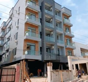 Stunning 2-bedroom apartments in a desirable neighborhood, boasting an impressive array of amenities;