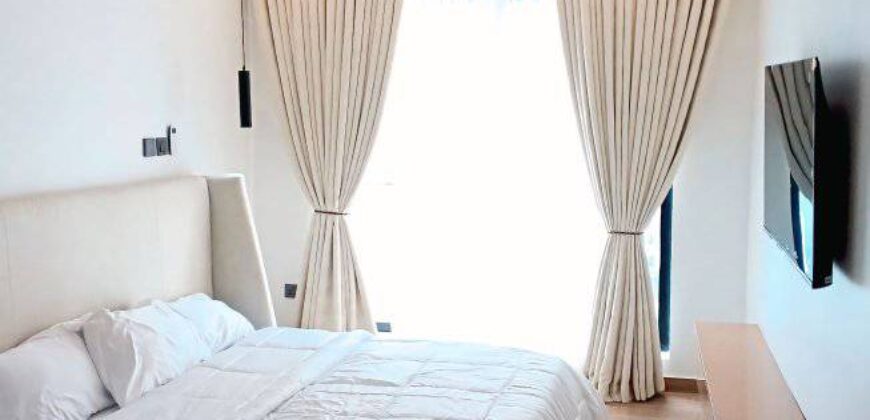 Stunning 2-bedroom apartments in a desirable neighborhood, boasting an impressive array of amenities;