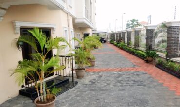 LUXURY 4-BEDROOM TERRACE IN BANANA ISLAND, IKOYI