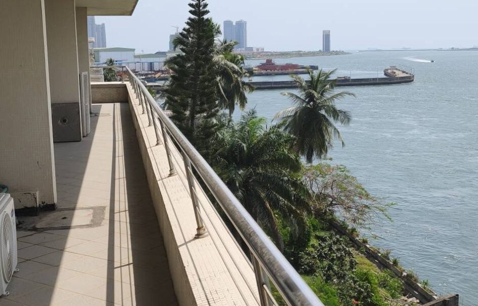 Waterfront properties in Victoria island