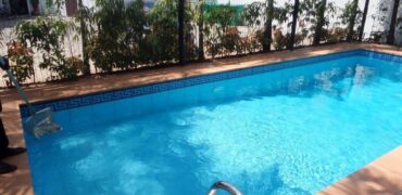 Terrace house for rent in Banana Island