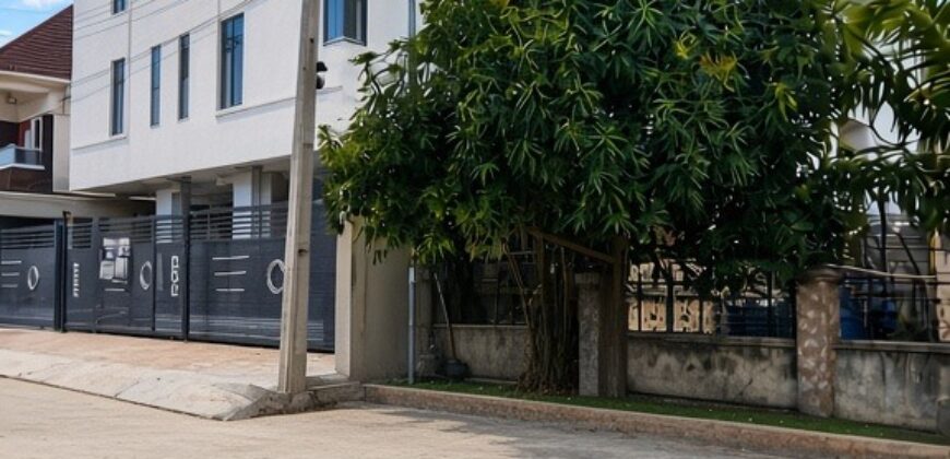 Newly built luxury 2-bedroom flats in Osapa, Lekki, Lagos,